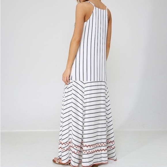 Charli Sun Dress size 8 - Picture 3 of 9